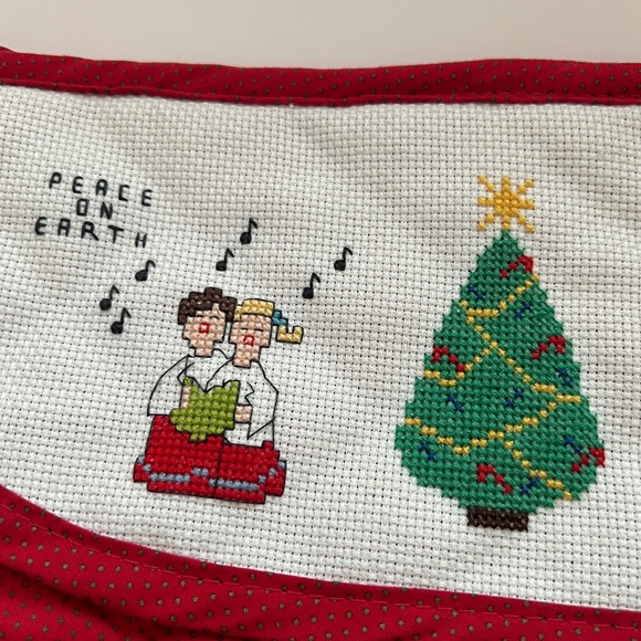 "Peace on Earth"  Christmas Cross Stitch Large Stocking Vintage Christmas - Picture 3 of 7